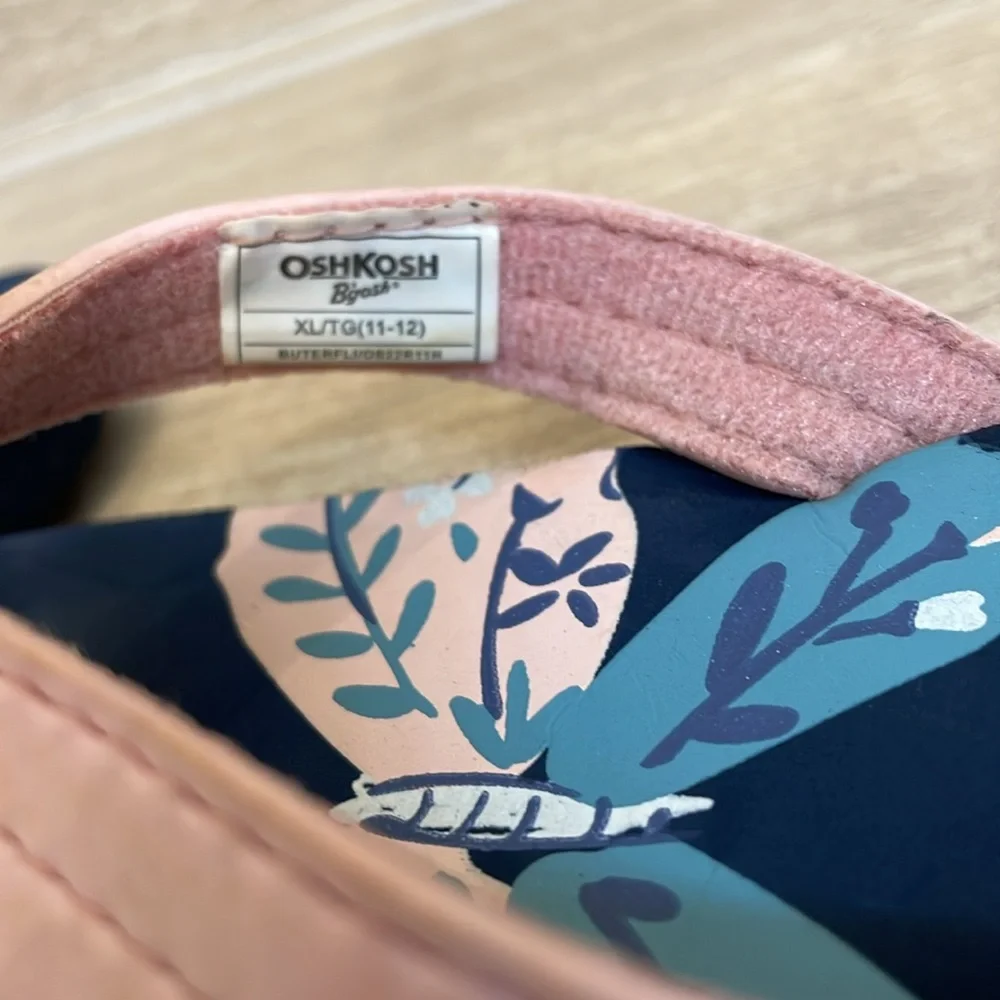 OSHKOSH B’GOSH UEC girls size 11/12 navy blue pink butterfly flip-flops sandals